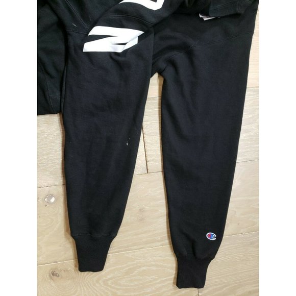 Champion Reverse Weave Sweatshirt Crewneck Small Black SPELL OUT in White - Picture 6 of 11